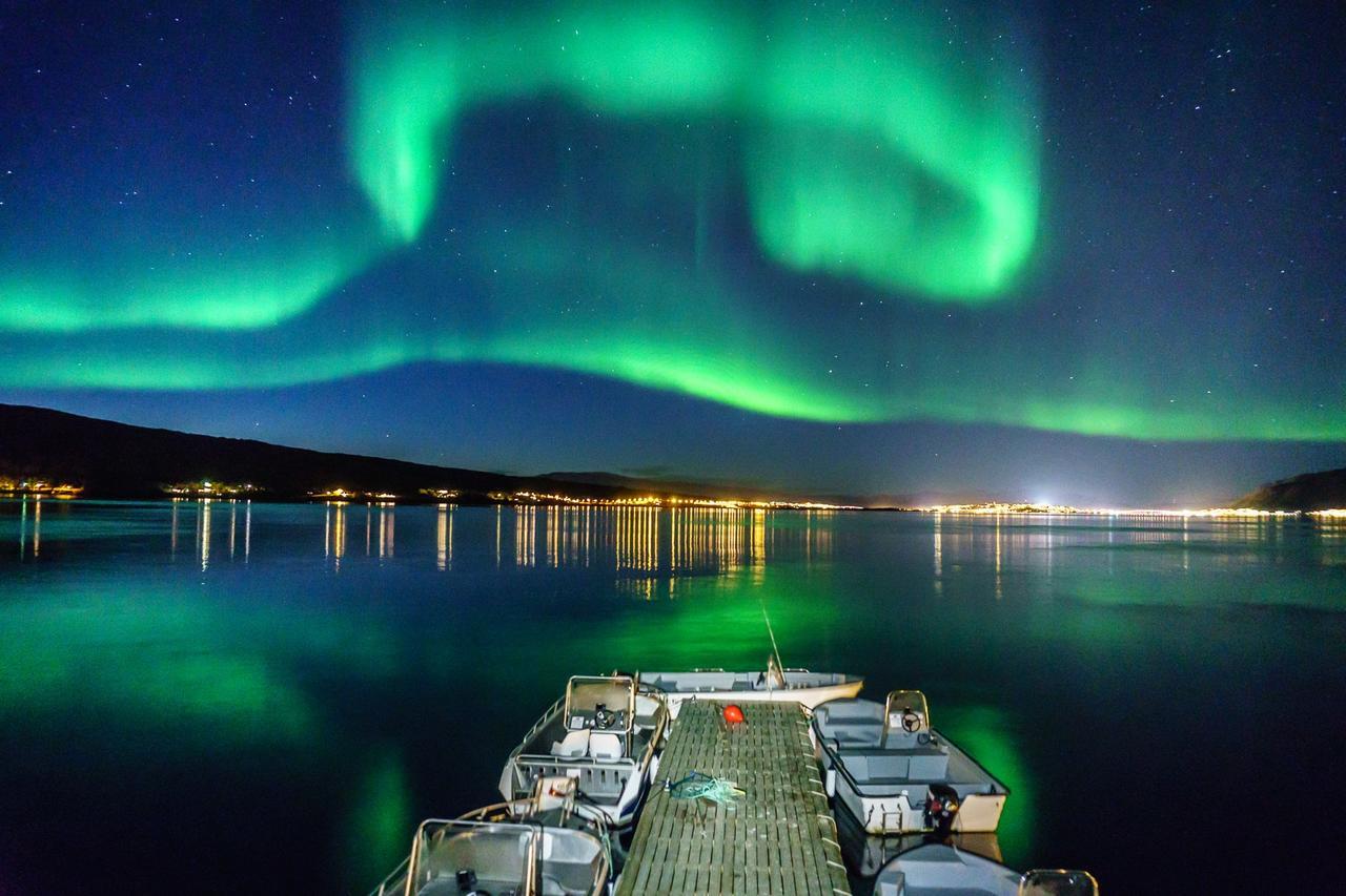 Vikran Vacation: Sea Fishing And Northern Lights 외부 사진